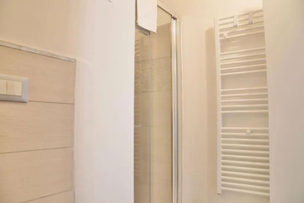 Turris Apartments - Rivareno Centro Storico Bologna